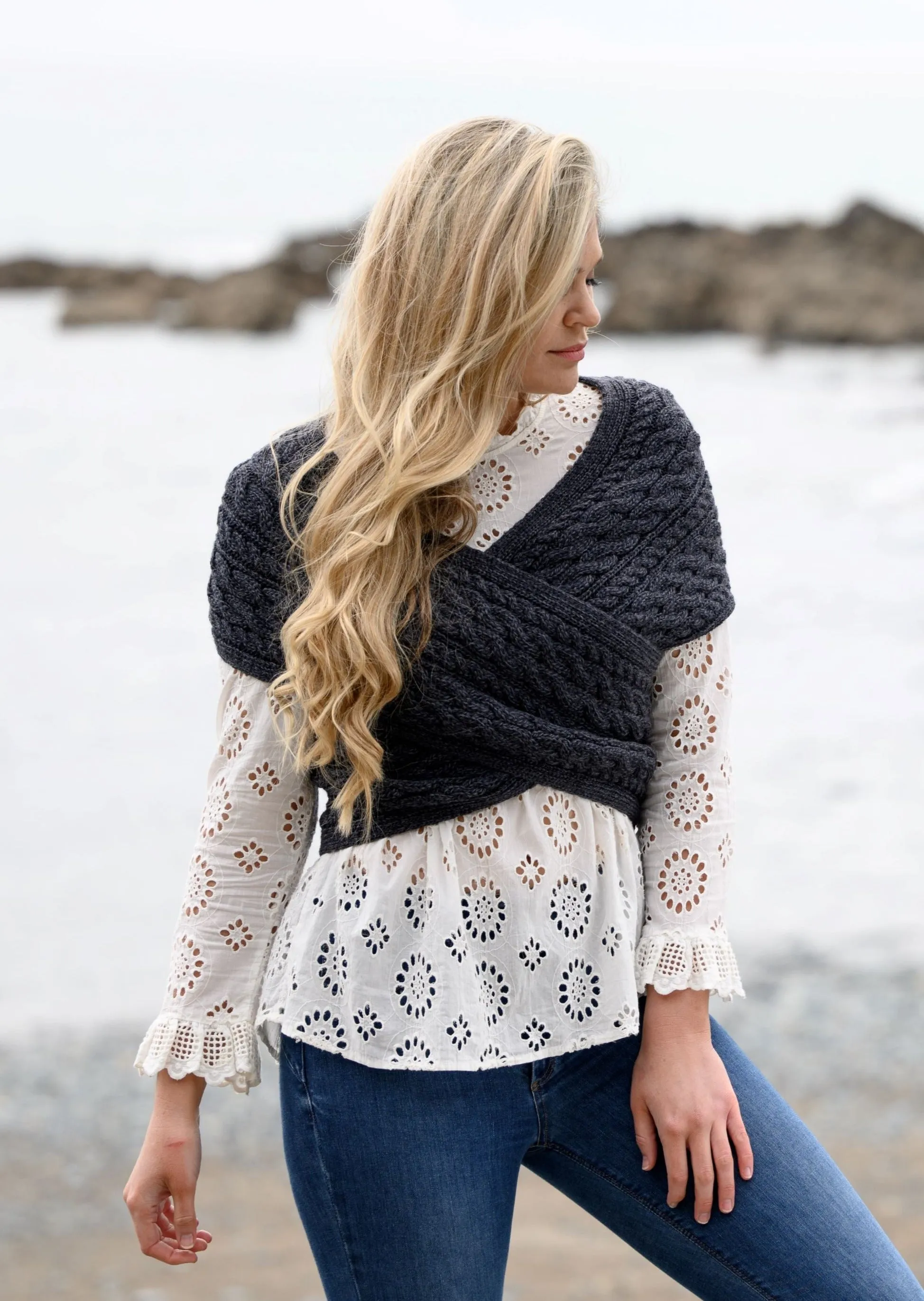 Aran Crossover Wrap | Charcoal