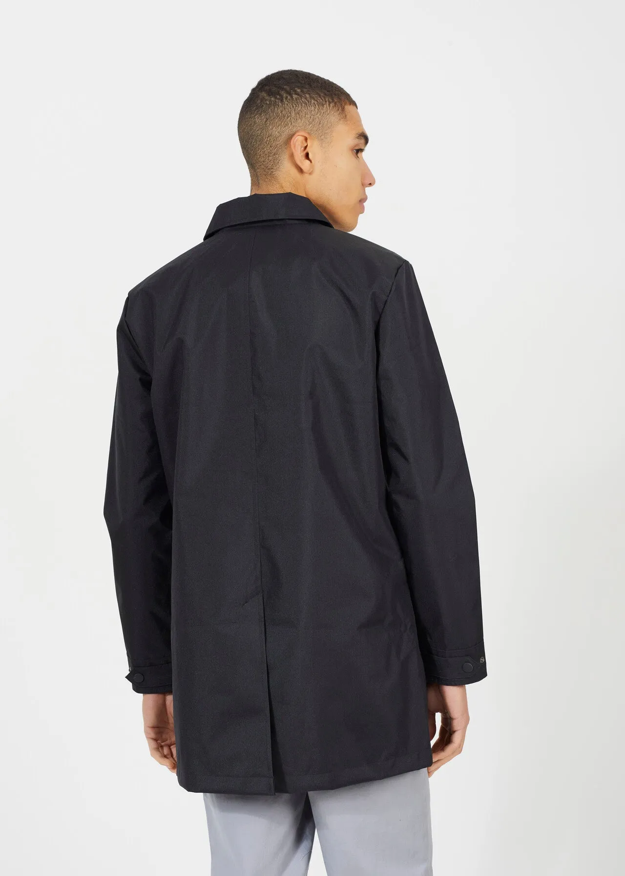 BLACK LONG OXFORD STYLE ZIP THROUGH MAC