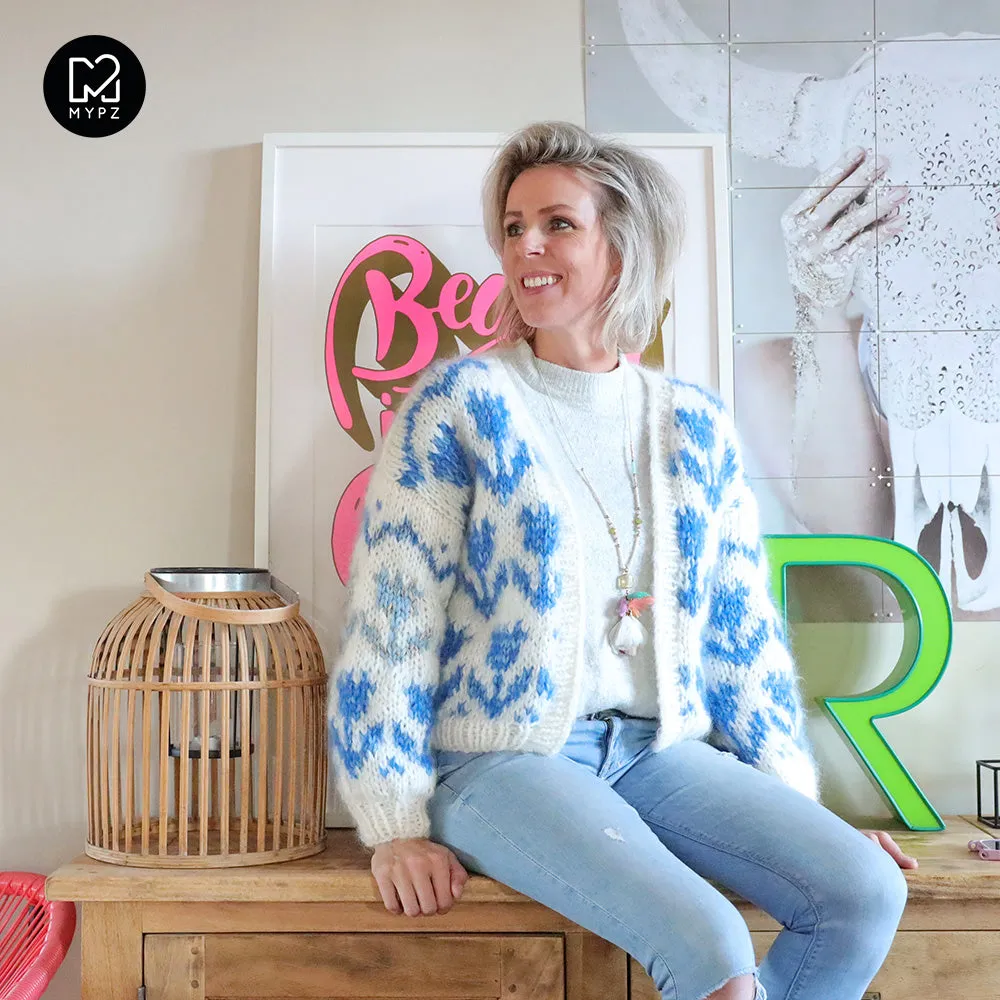 Knitting Pattern – MYPZ Chunky Bomber Cardigan Tulips Blue No.9 (ENG-NL)