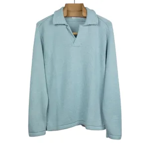 Long sleeve saddle shoulder polo in Delphi light blue alpaca and silk