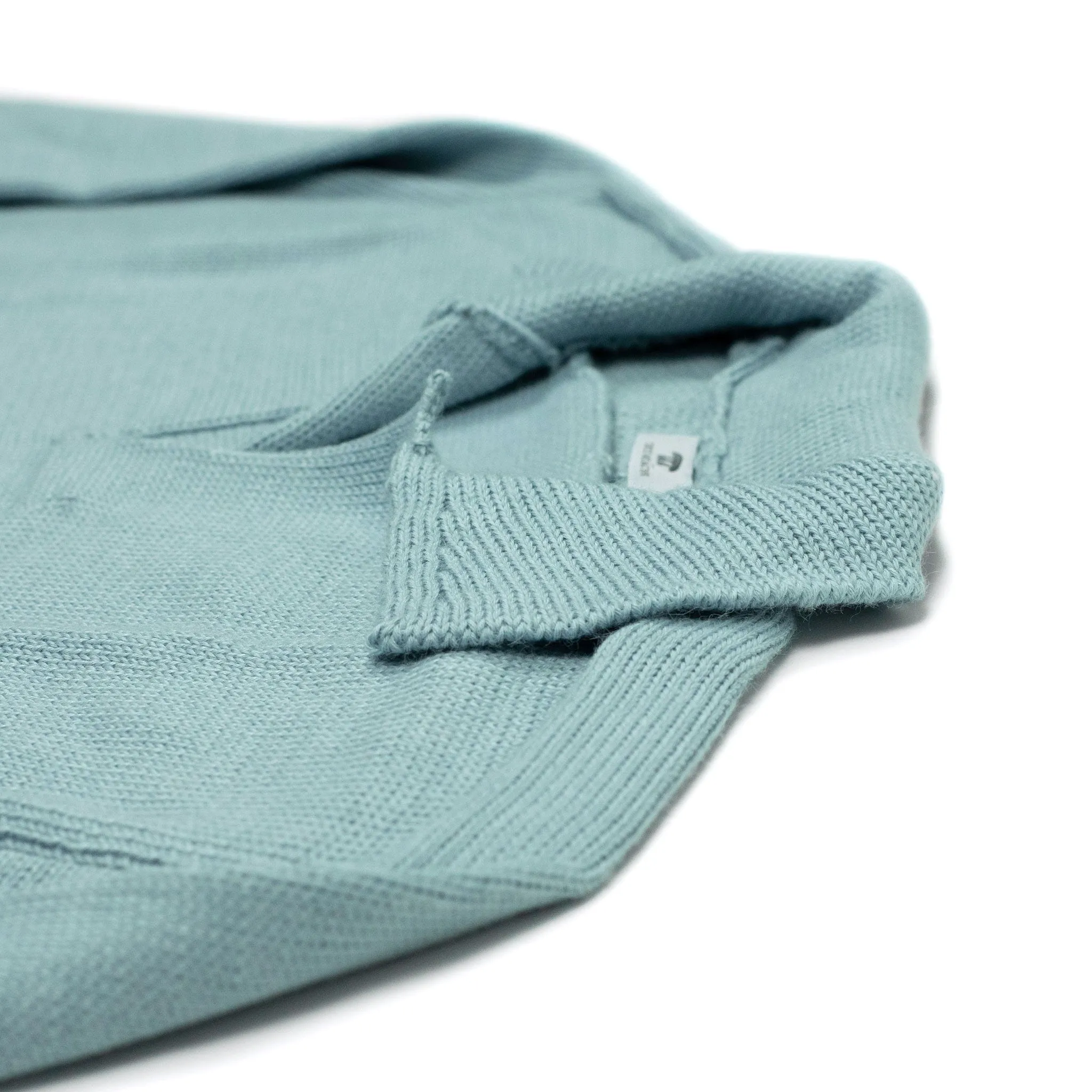 Long sleeve saddle shoulder polo in Delphi light blue alpaca and silk