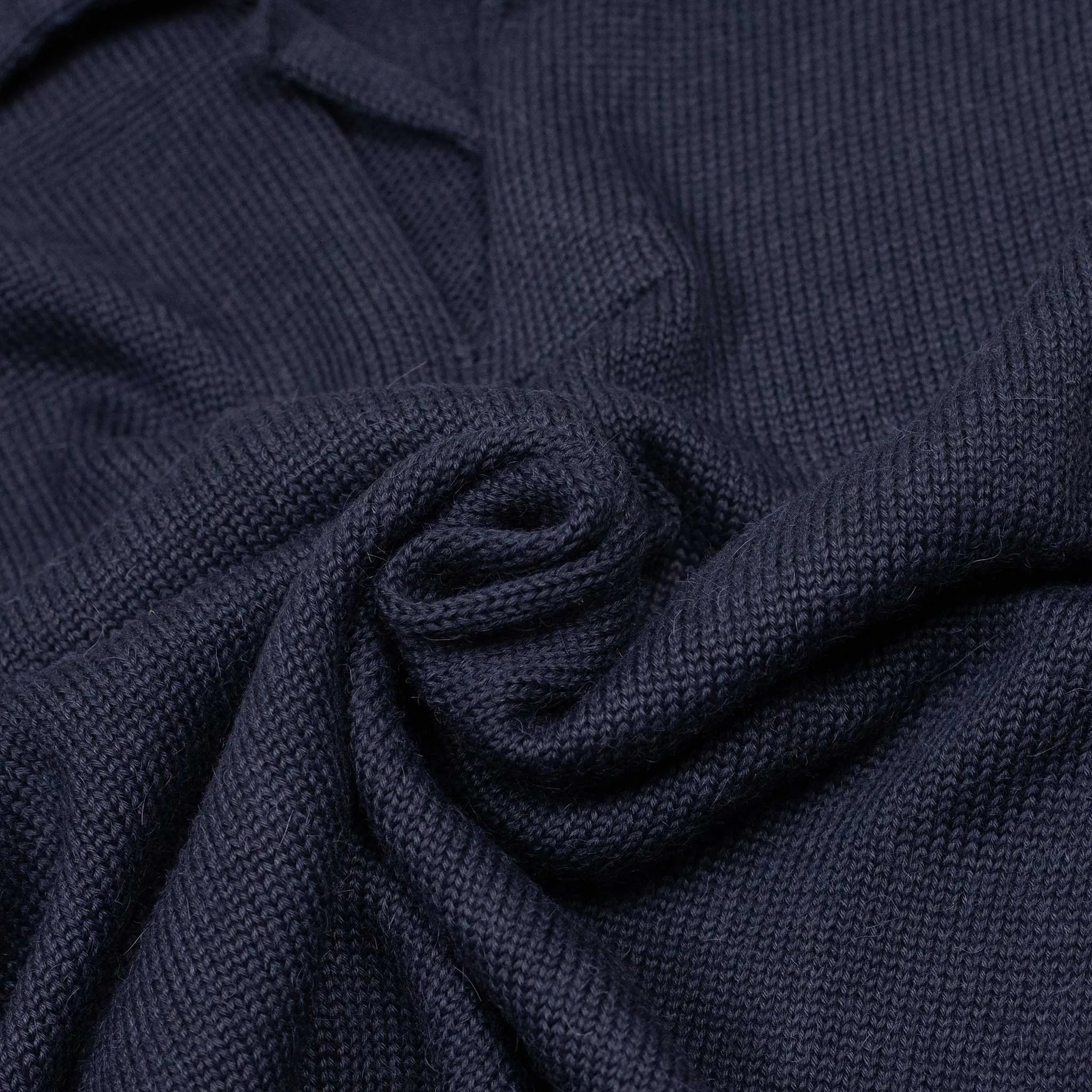 Long sleeve saddle shoulder polo in Navy blue alpaca and silk