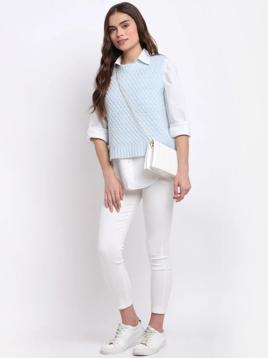 Women Blue Round Neck Sleeveless Knit Pullover